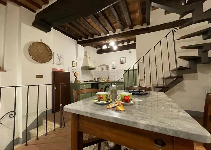 PULCINELLA appartamento tipico centro storico Montepulciano Stazione